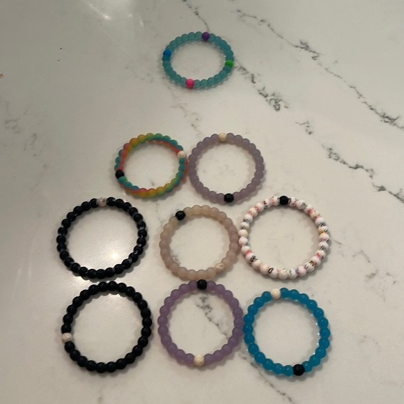 8 Lokai Bracelets and 1 “extra” - Picture 3 of 8